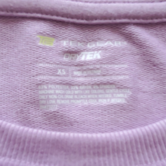 🔴 5/$20 TEK Gear sweatshirt - Picture 3 of 3